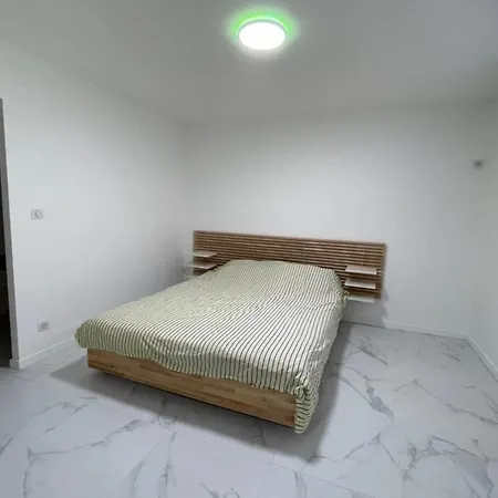 Holiday home Guestready - White Lines In Downtown